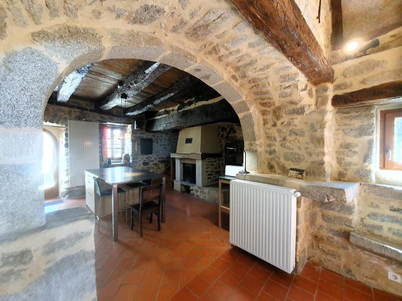 Corps de ferme - 251 m² - 8 pièces