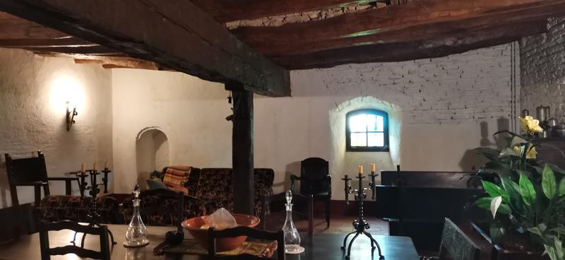 Maison - 450 m² - 11 pièces