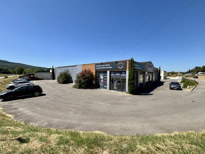 Local commercial - 175 m²