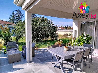 Maison - 122 m² - 4 pièces