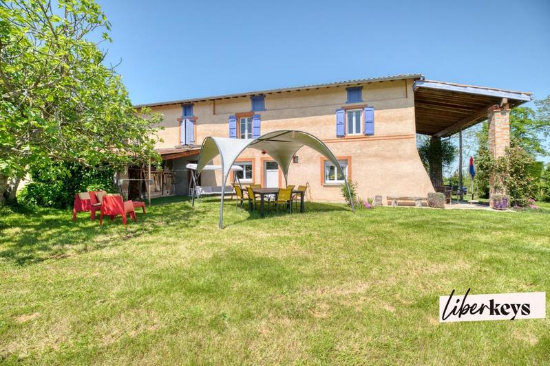 Longère - 340 m² - 10 pièces