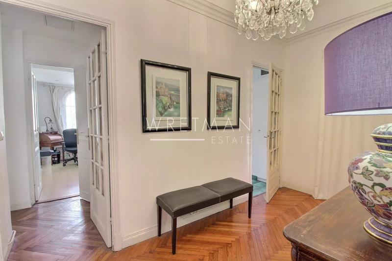 Appartement - 115 m² - 5 pièces