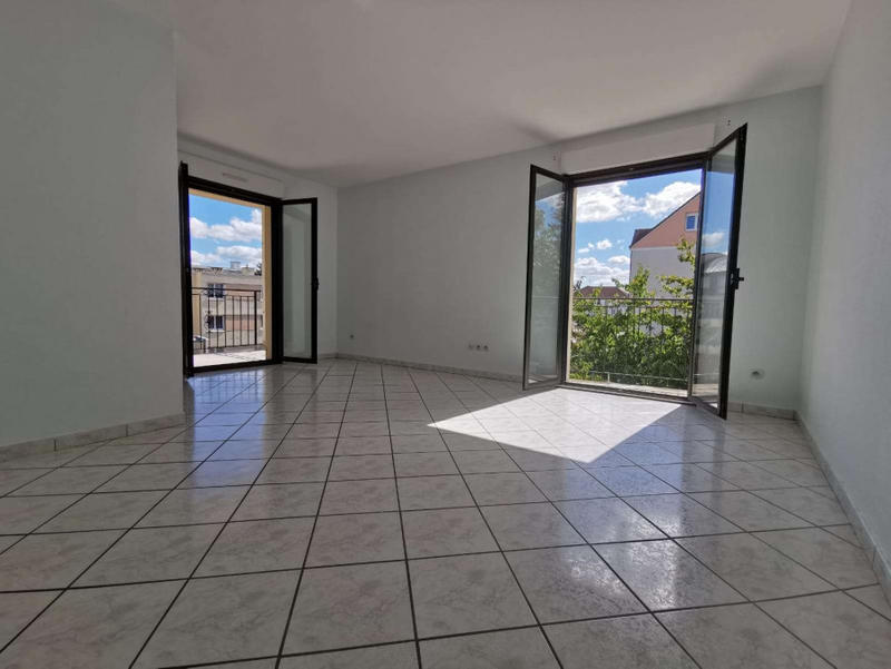 Appartement - 90 m² - 5 pièces