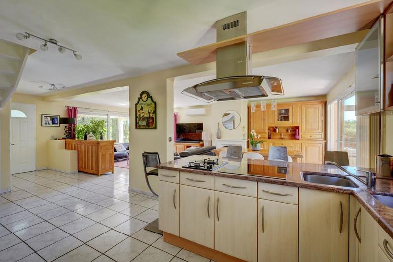 Maison - 190 m² - 7 pièces