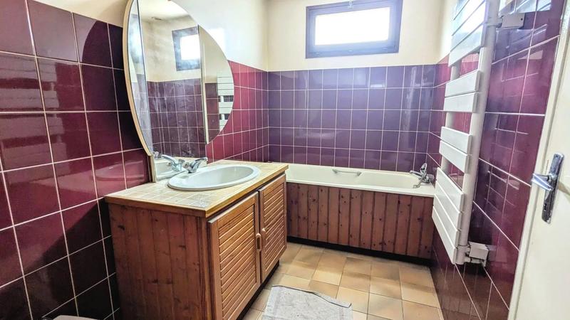 Maison - 102 m² - 4 pièces