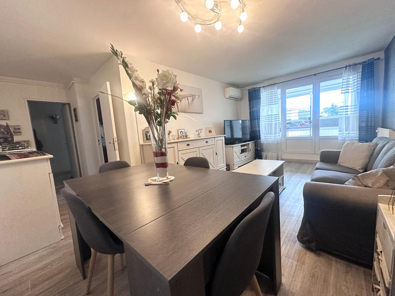 Appartement - 84 m² - 4 pièces