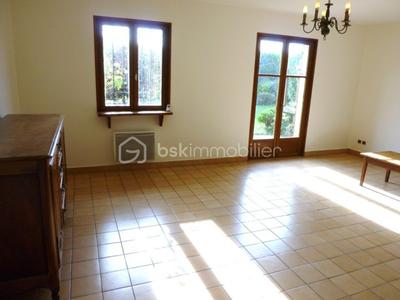 Maison traditionnelle - 87 m² - 4 pièces