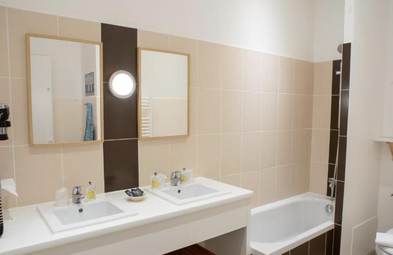 Local d'activités - 1 140 m²