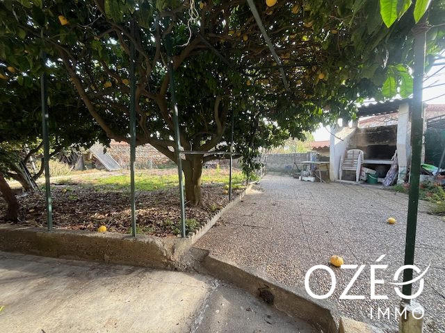 Maison - 230 m² - 6 pièces