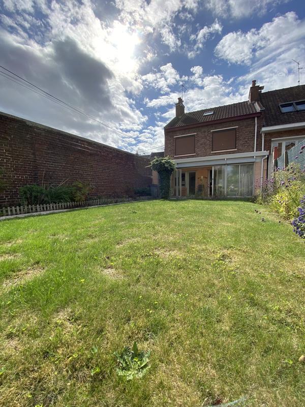 Maison - 91 m² - 5 pièces