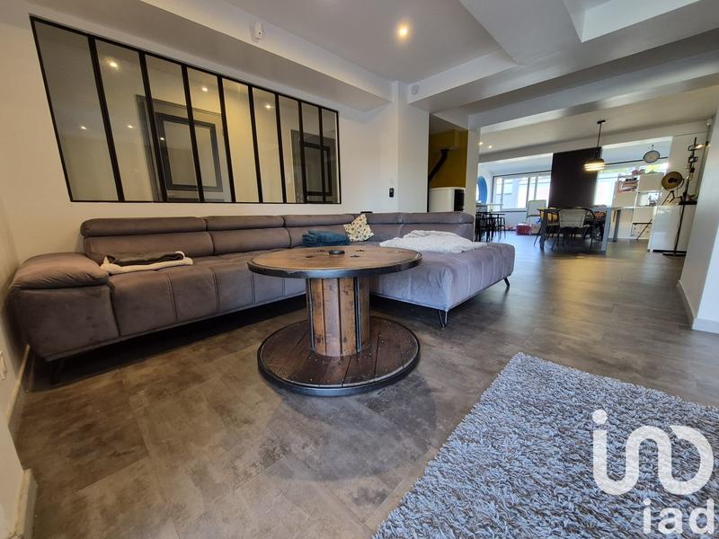 Maison - 312 m² - 6 pièces