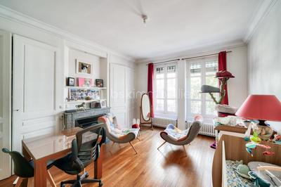 Appartement - 76 m² - 3 pièces