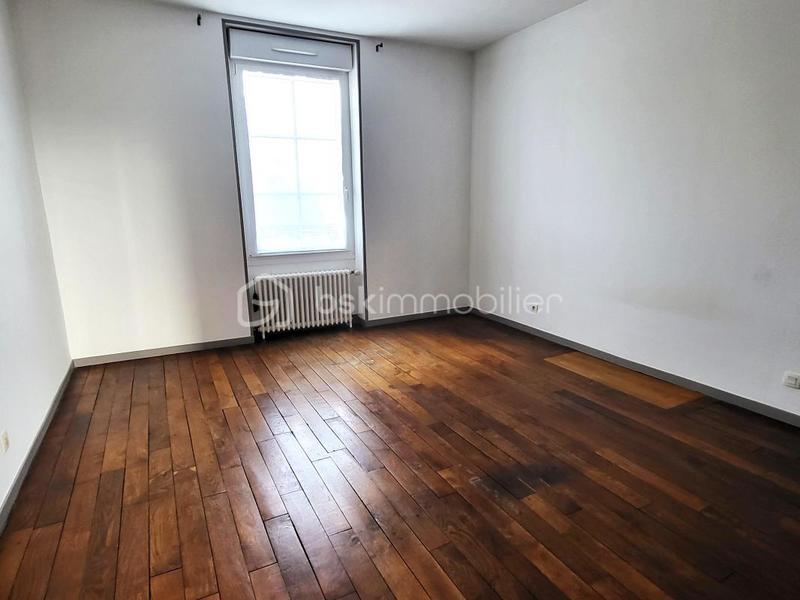 Maison ancienne - 215 m² - 7 pièces