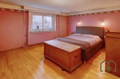 Maison traditionnelle - 198 m² - 5 pièces