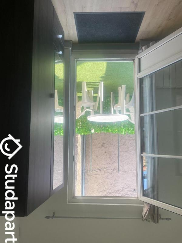 Chambre - 15 m² - 1 pièce