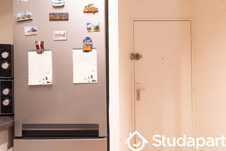 Chambre - 10 m² - 1 pièce