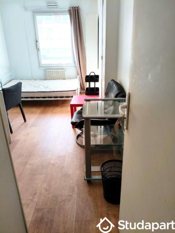 Chambre - 17 m² - 1 pièce