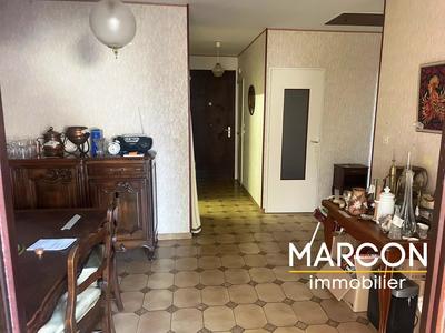 Maison - 104 m² - 4 pièces