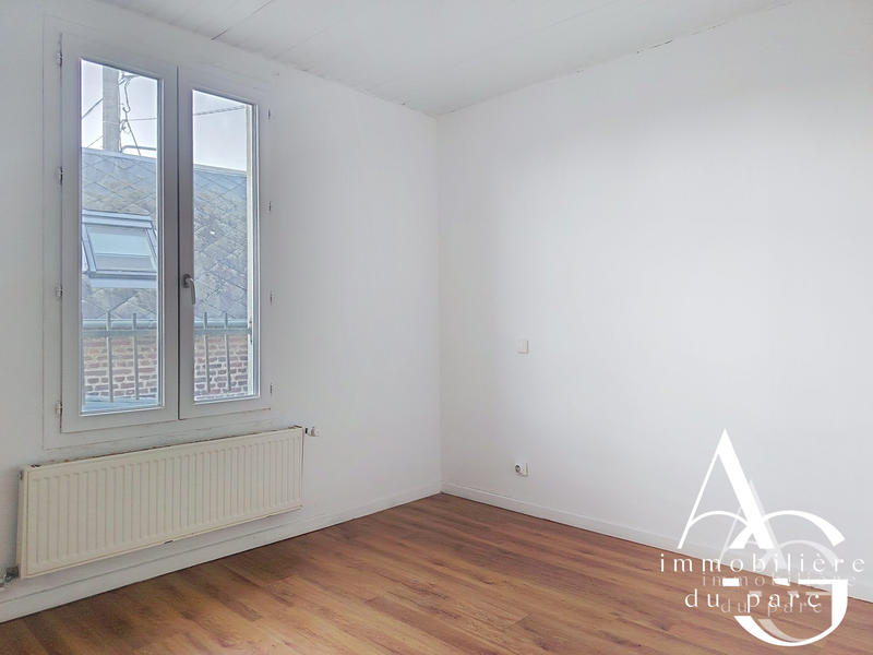 Maison traditionnelle - 113 m² - 6 pièces