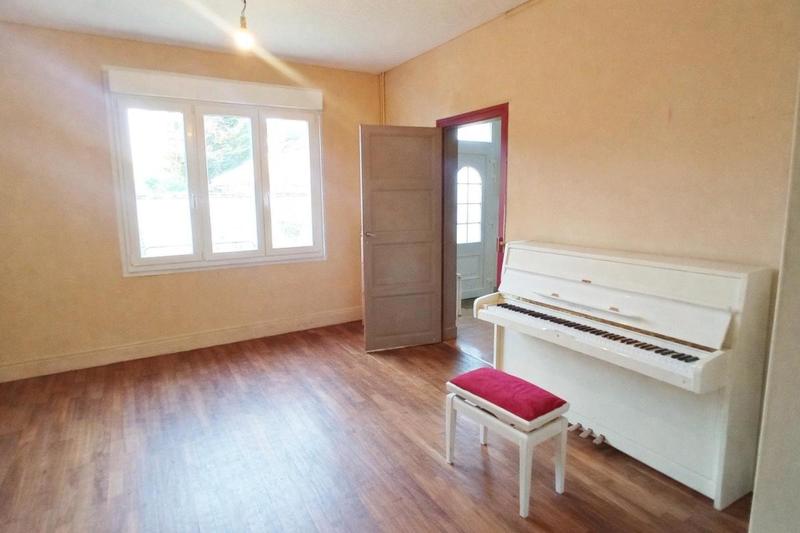 Maison - 180 m² - 7 pièces