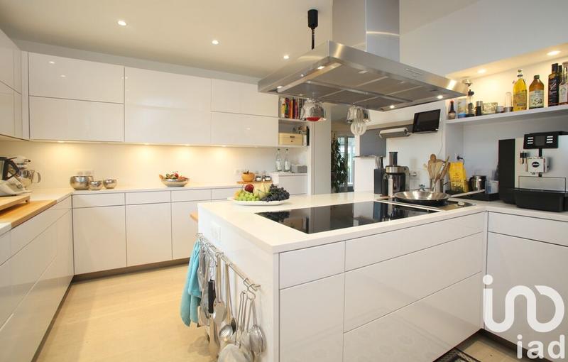 Maison de maîtres - 245 m² - 5 pièces