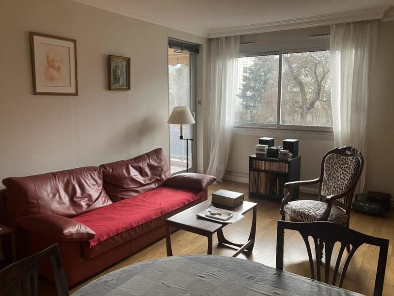 Appartement - 82 m² - 3 pièces