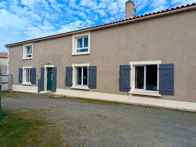 Maison - 160 m² - 5 pièces