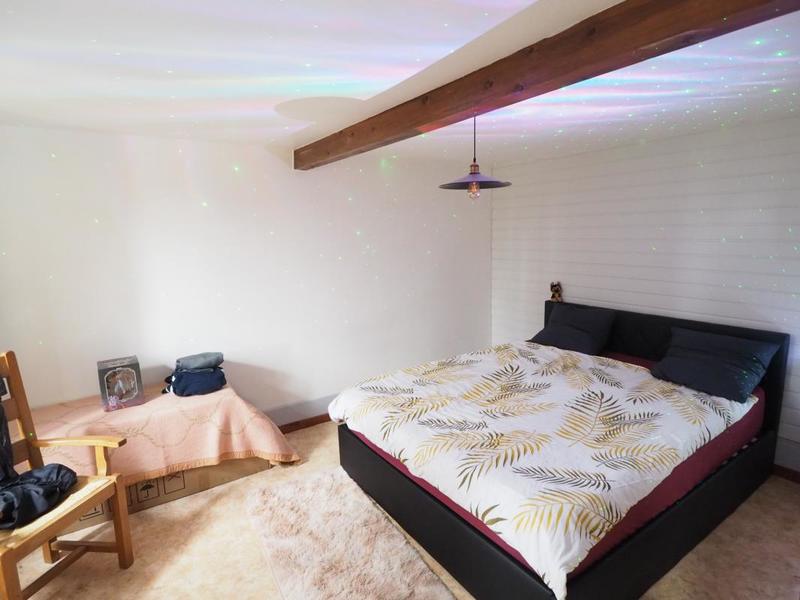 Maison - 249 m² - 11 pièces