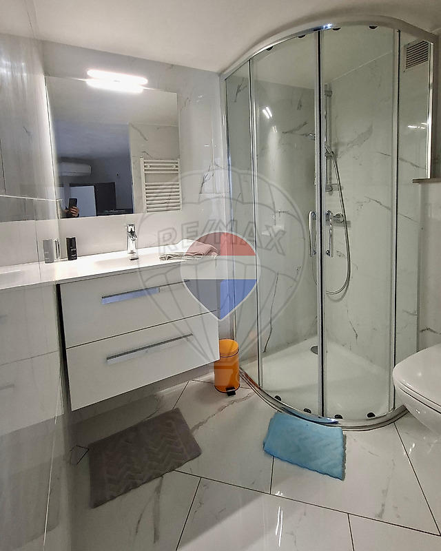 Local commercial - 52 m² - 2 pièces