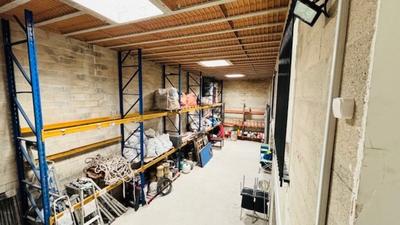 Bureau - 326 m² - 4 pièces