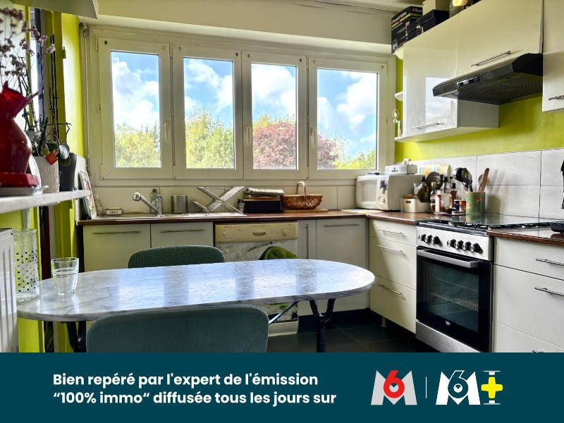 Appartement - 90 m² - 4 pièces