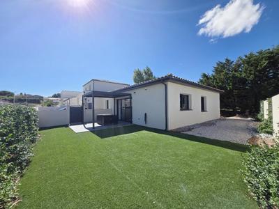 Maison - 80 m² - 4 pièces