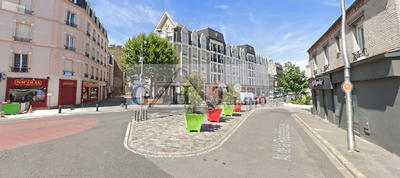 Local commercial - 319 m²