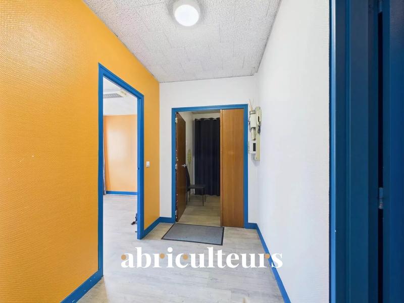 Bureau - 39 m² - 3 pièces