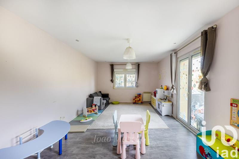 Maison - 166 m² - 8 pièces