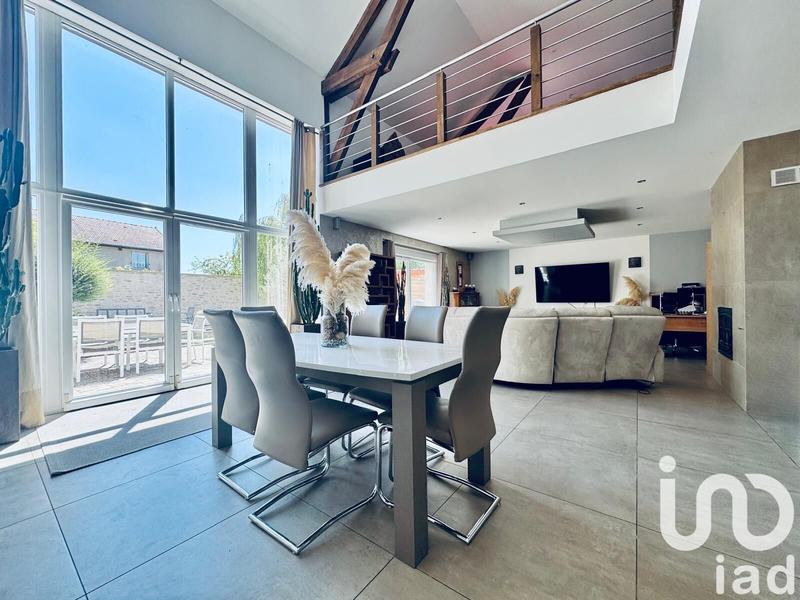 Maison de village - 339 m² - 11 pièces