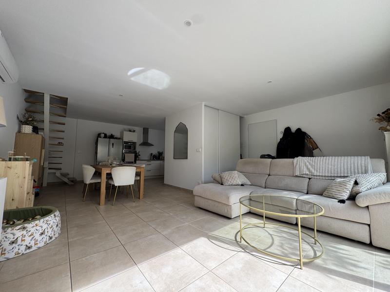 Villa - 84 m² - 5 pièces