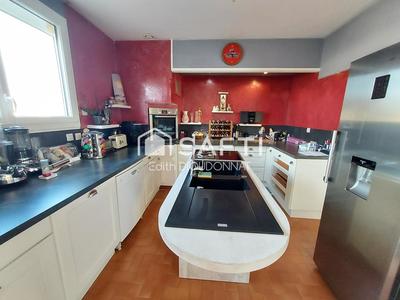 Maison - 140 m² - 7 pièces