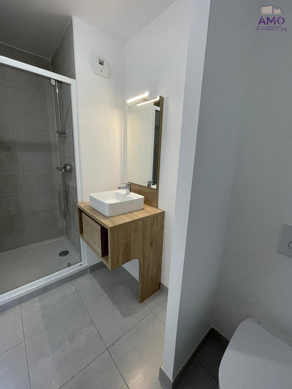 Appartement - 84 m² - 3 pièces