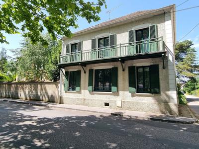 Maison - 133 m² - 6 pièces