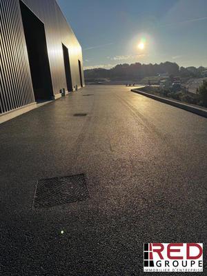 Entrepôt - 1 255 m²