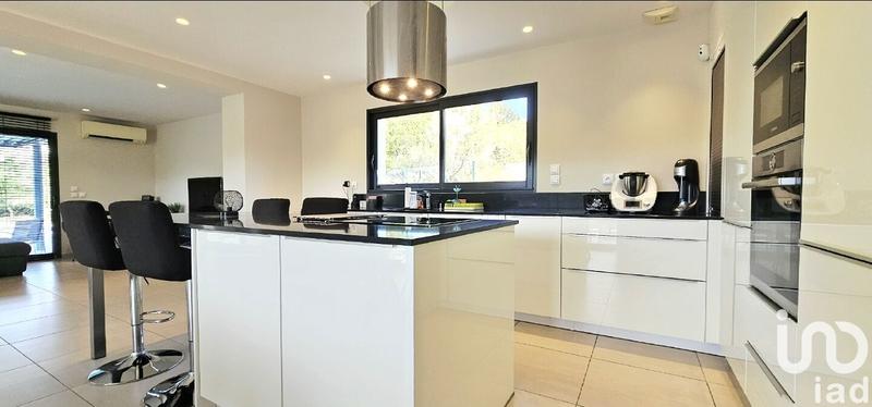 Maison - 150 m² - 5 pièces