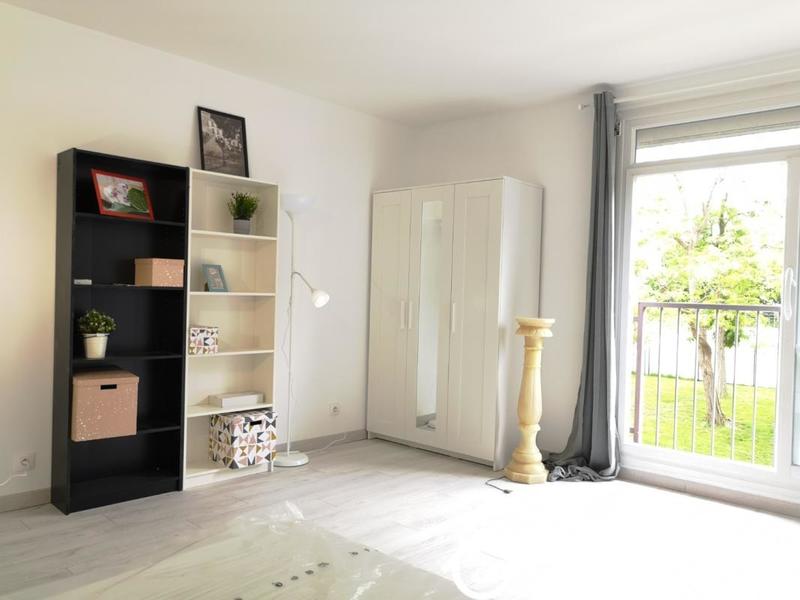 Chambre - 13 m² - 1 pièce