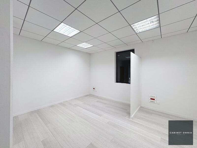 Local commercial - 77 m²