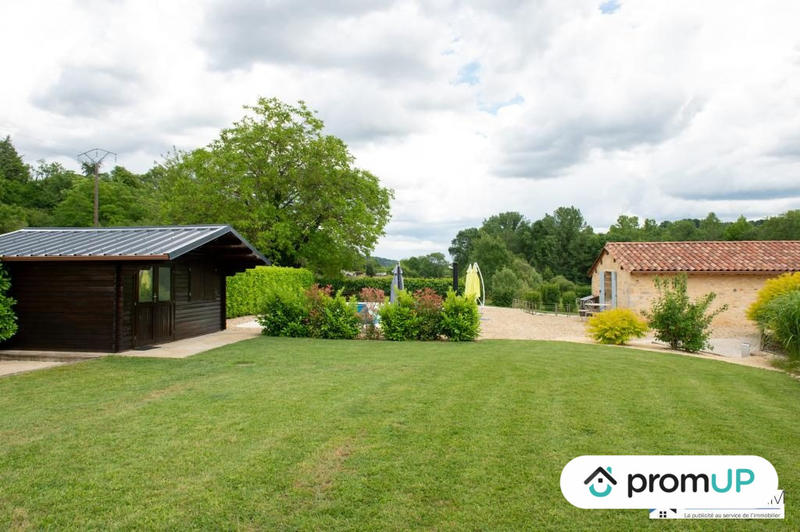 Maison ancienne - 222 m² - 8 pièces