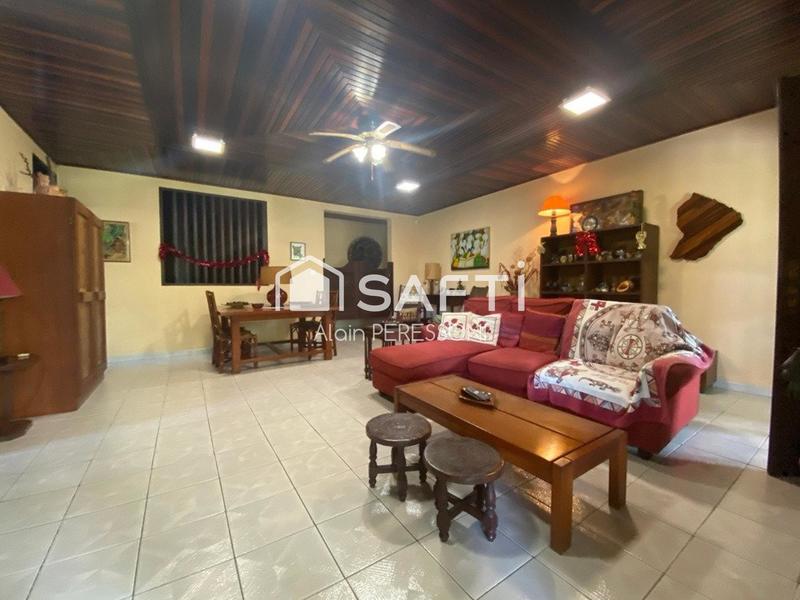 Maison - 136 m² - 5 pièces