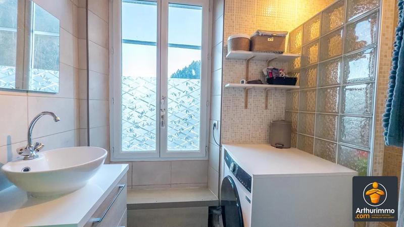 Maison - 90 m² - 3 pièces