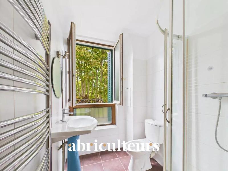 Maison - 92 m² - 7 pièces