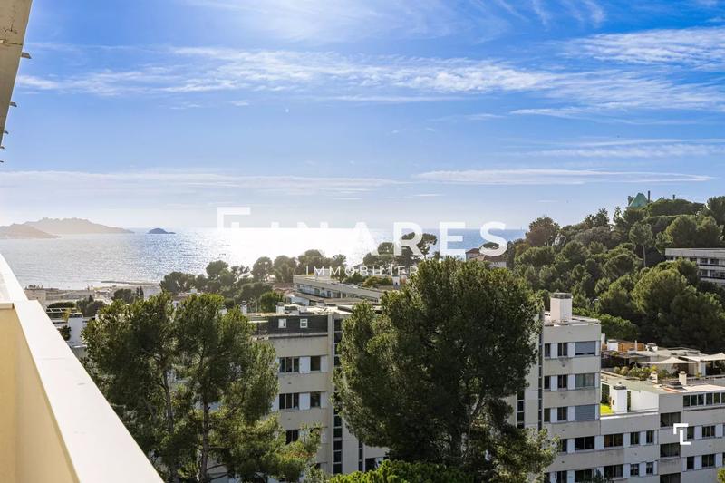 Appartement - 90 m² - 4 pièces