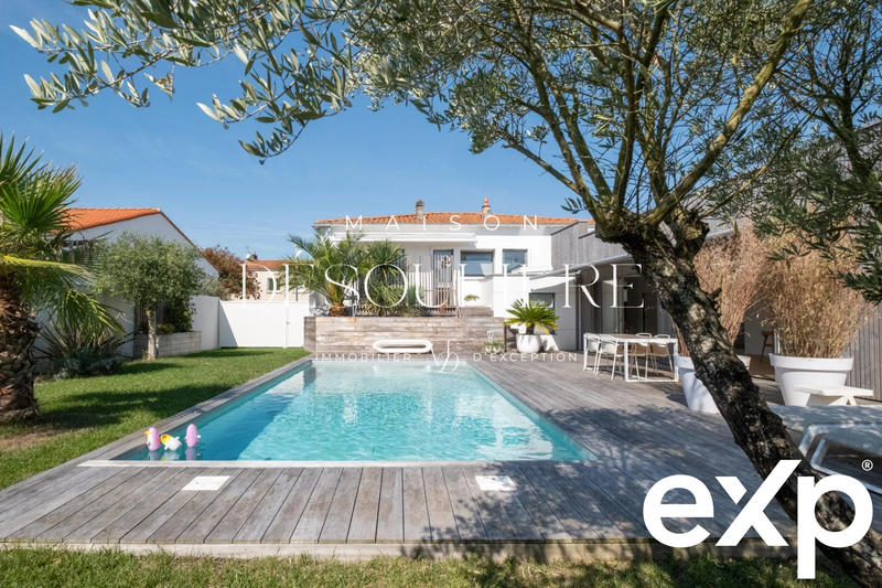 Villa - 220 m² - 7 pièces